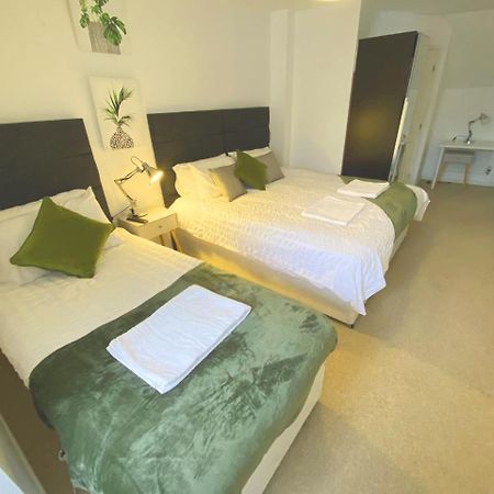 Walsall Group Accommodation Luaran gambar