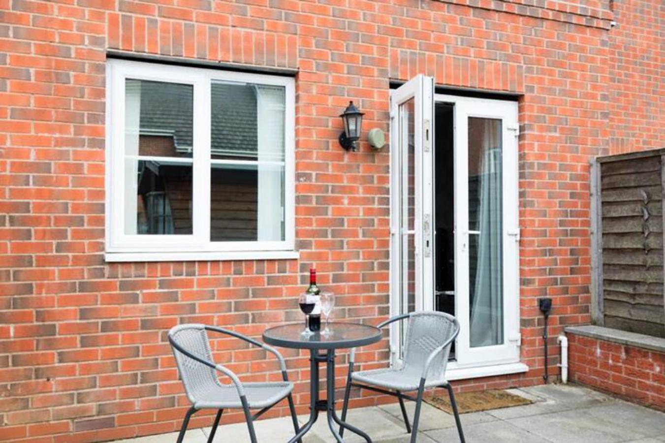 Walsall Group Accommodation Luaran gambar