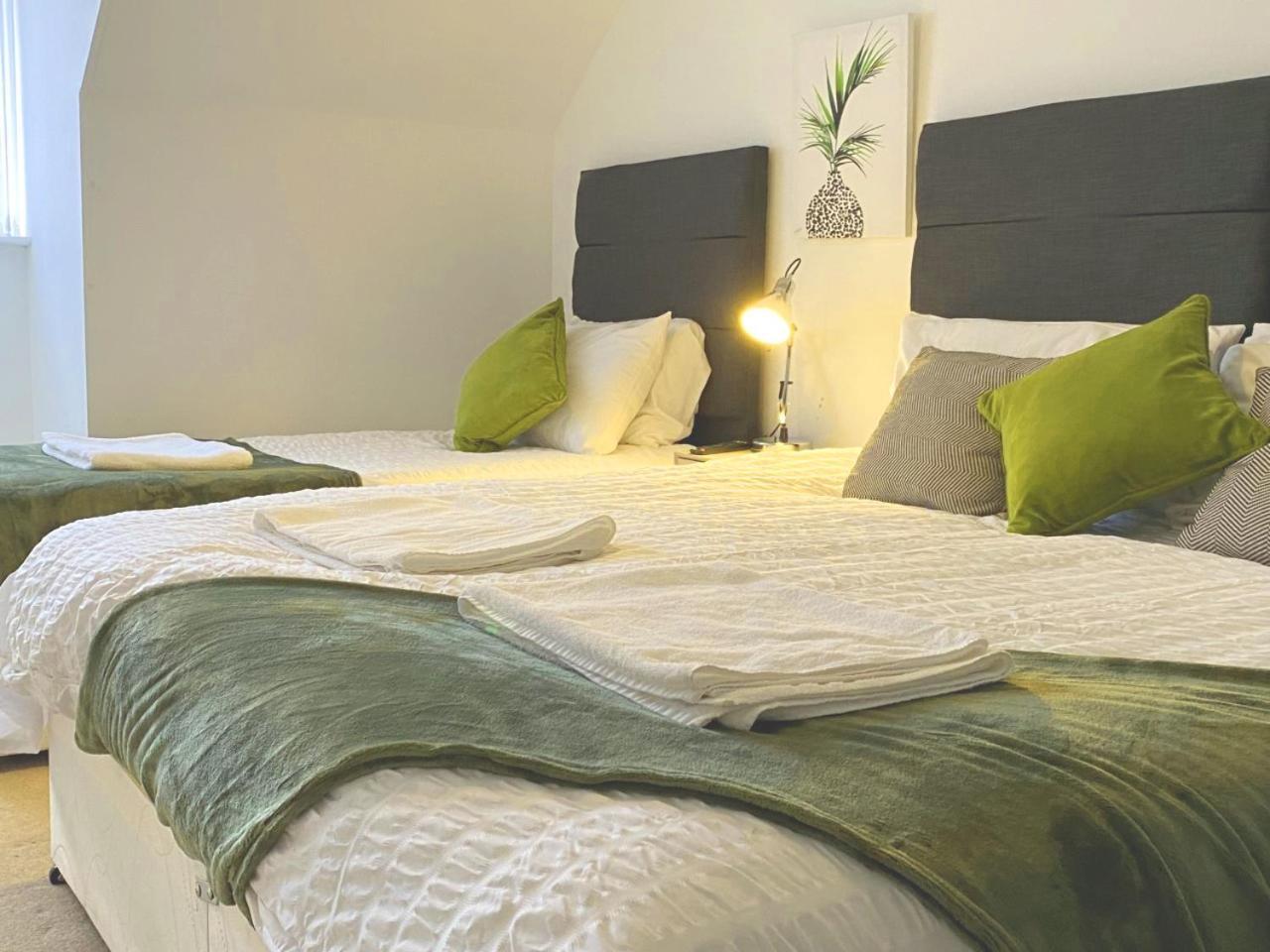 Walsall Group Accommodation Luaran gambar