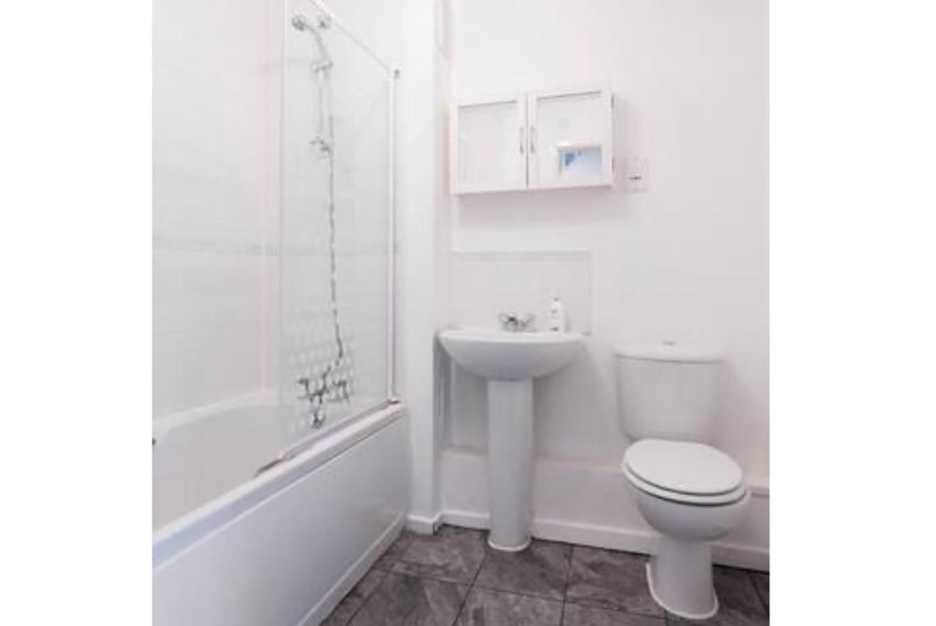 Walsall Group Accommodation Luaran gambar