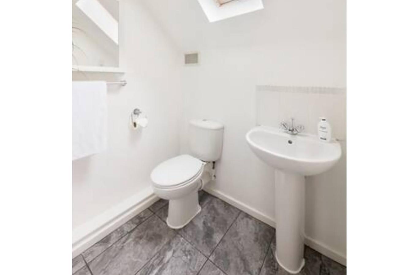Walsall Group Accommodation Luaran gambar